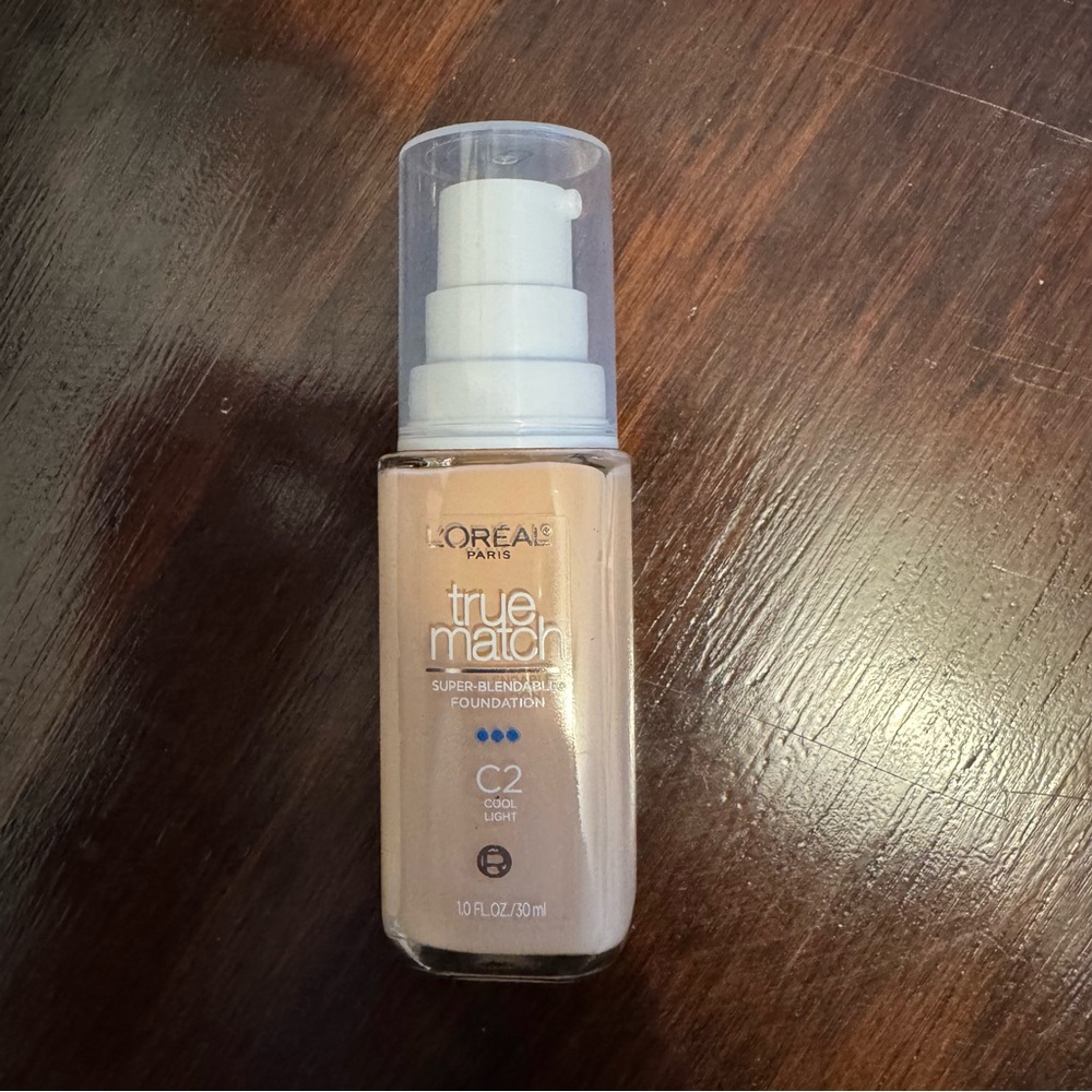 L'Oréal Super-blendable Foundation C2 light